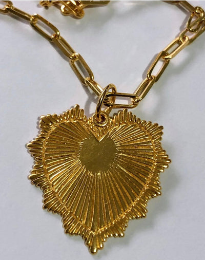 NIKKI ROSS ETCHED HEART PENDANT GOLD