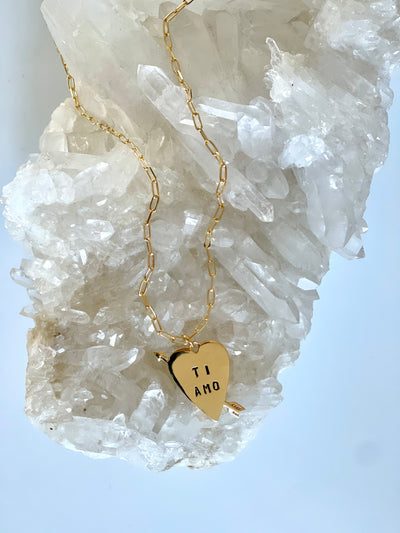 NIKKI ROSS TI AMO PENDANT GOLD