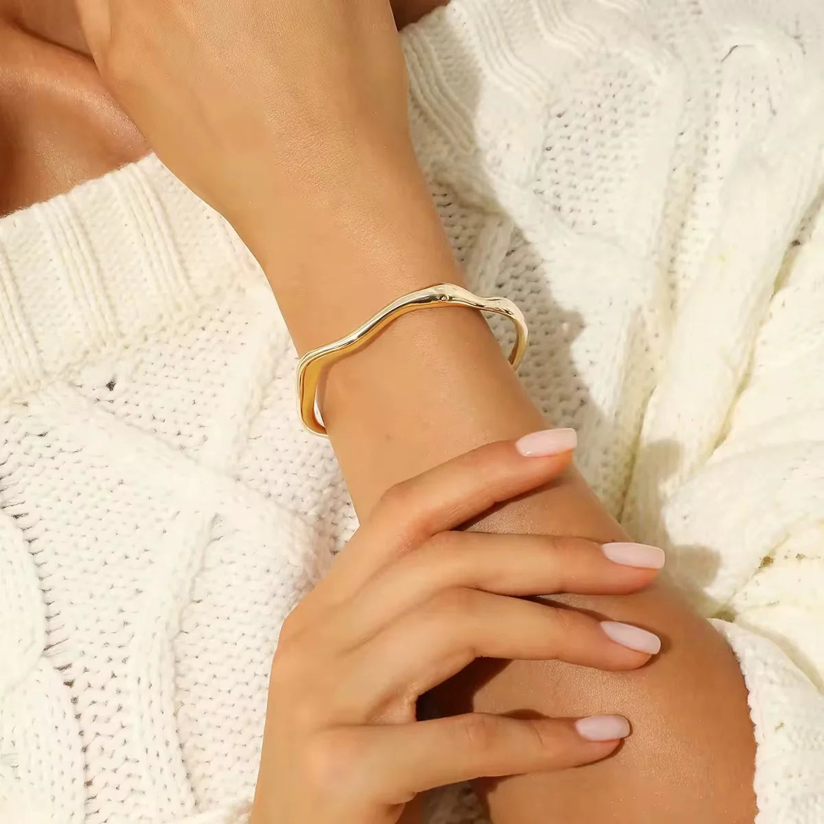 ZAYA COLLECTIVE| TARNI BRACELET GOLD  | BABY LEMONADE STORE
