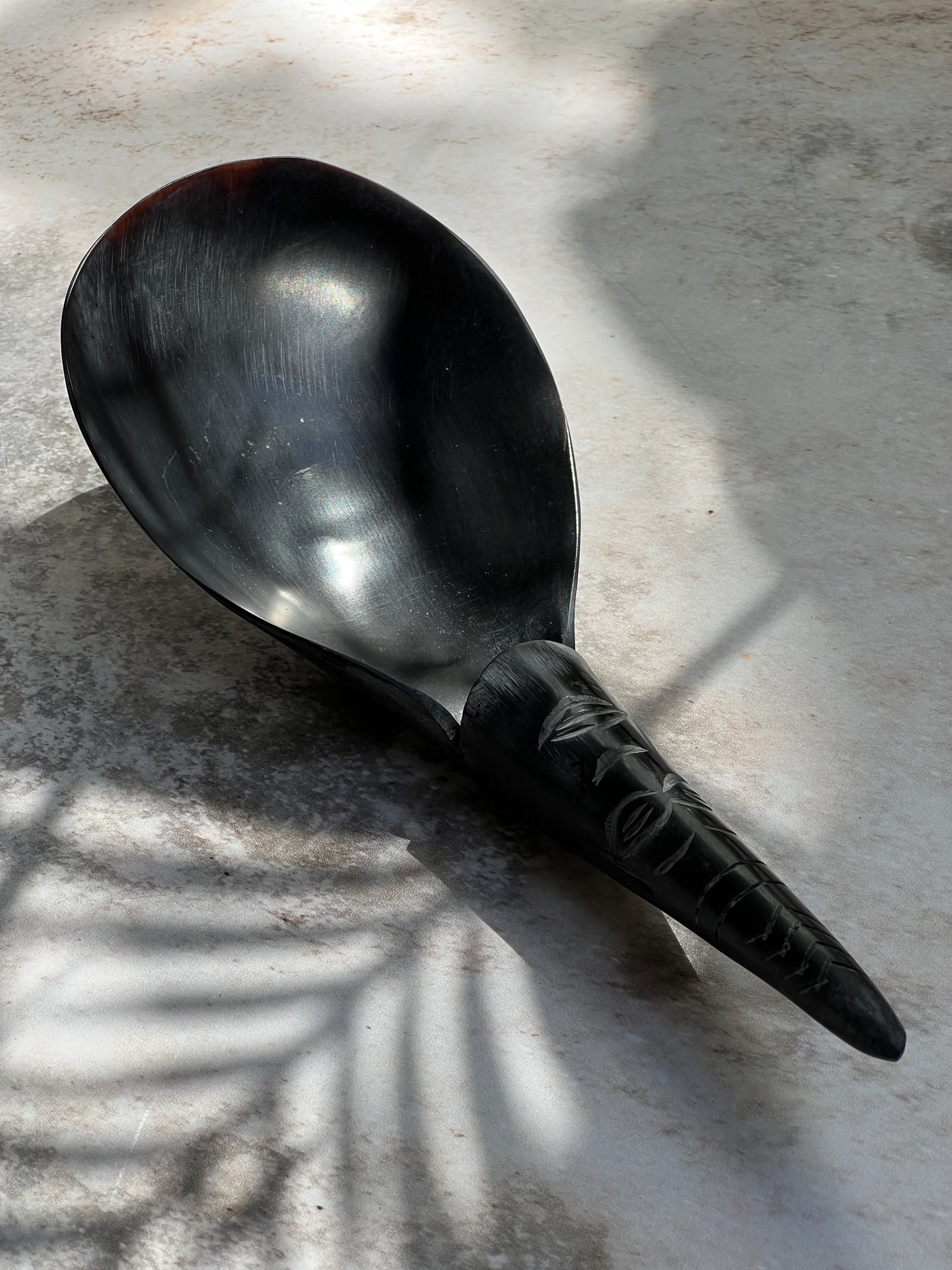 CARVED HORN SERVING SPOON HOME DECOR