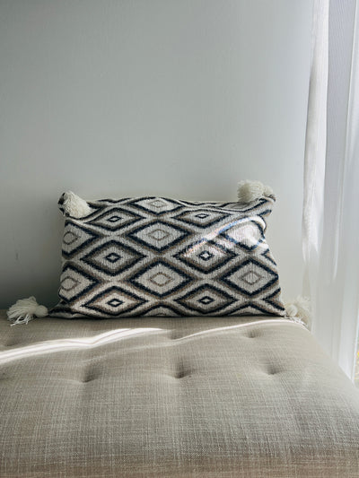 AZTEC CUSHION