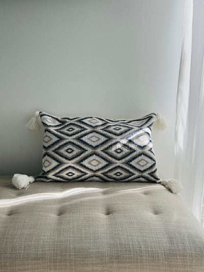 AZTEC CUSHION