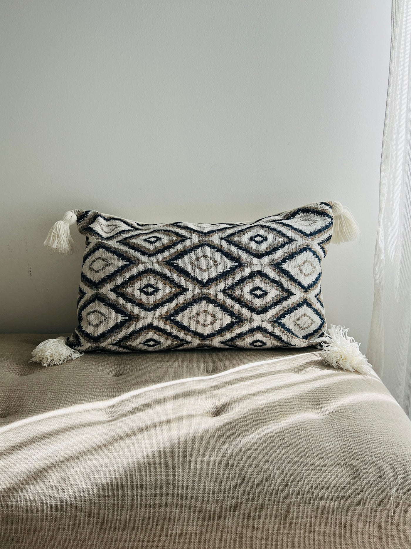 AZTEC CUSHION