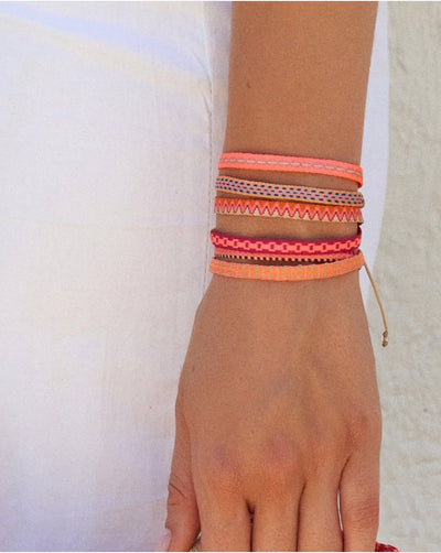 GUANBANA HANDMADE BRACELET