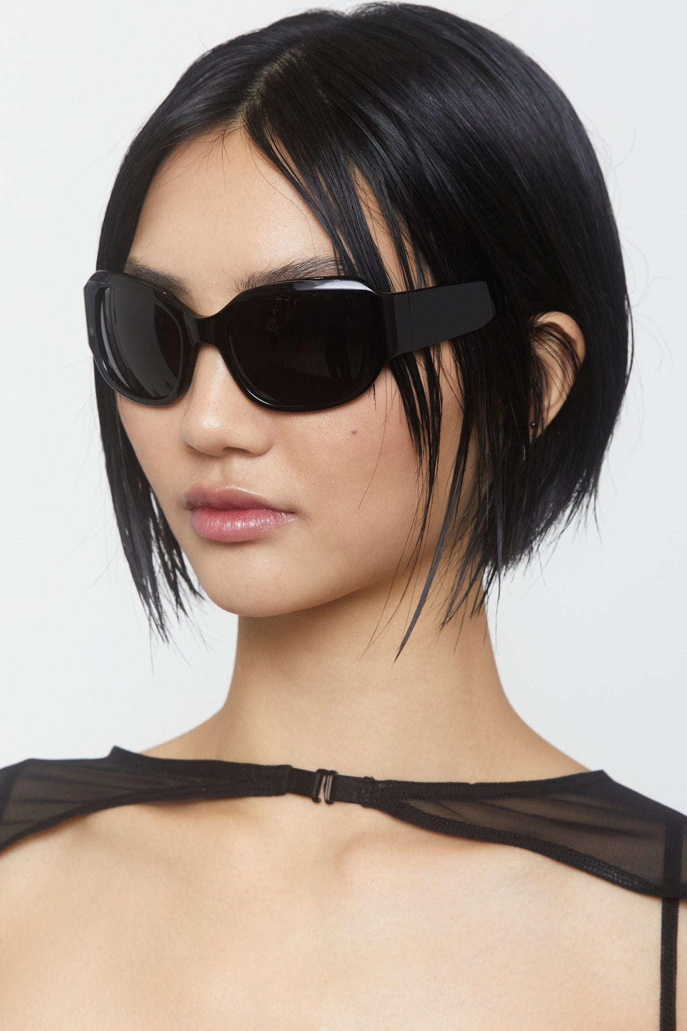 SHEVOKE JEN 001 SUNGLASSES BLACK