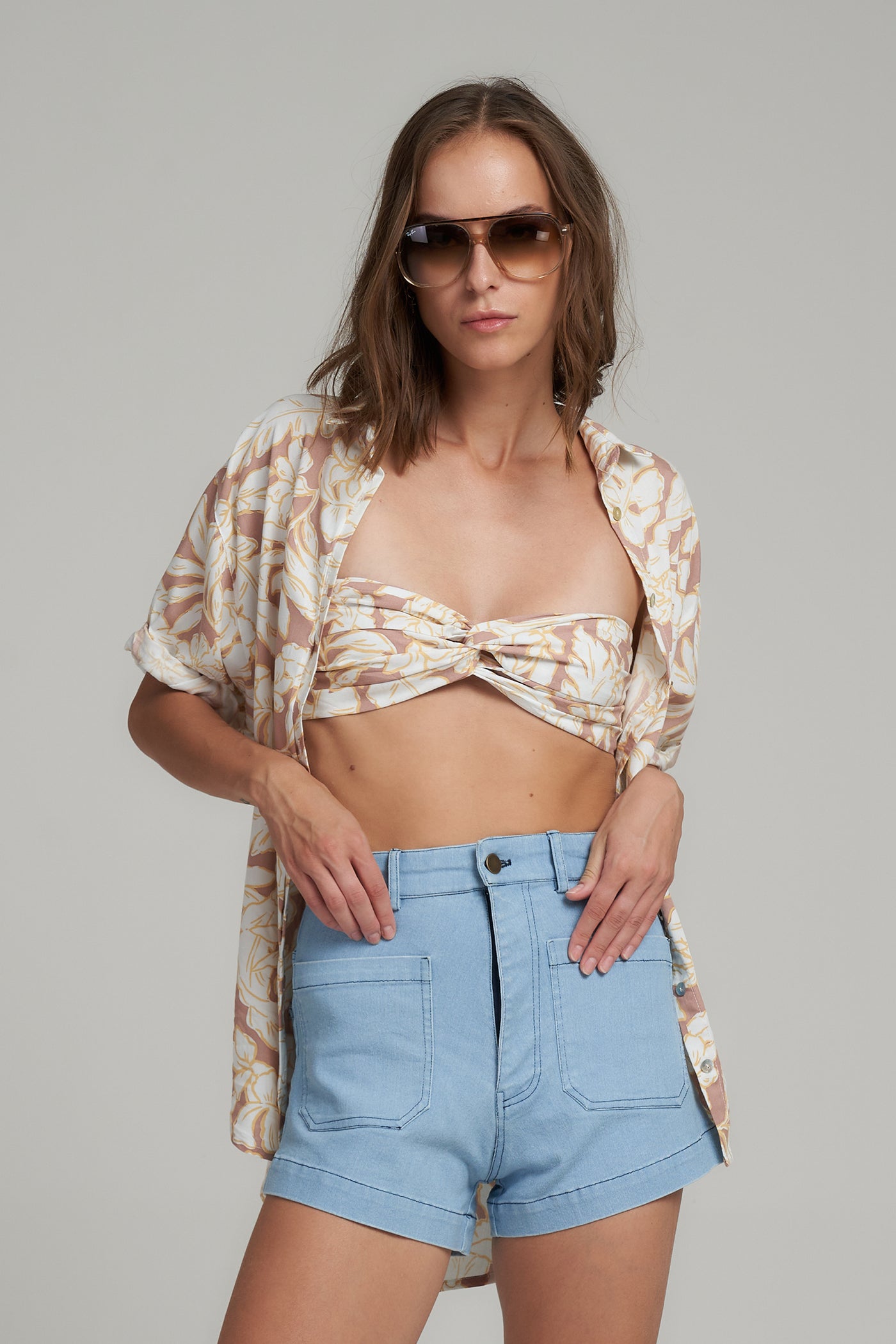 MOLLY DENIM SHORTS PALE BLUE