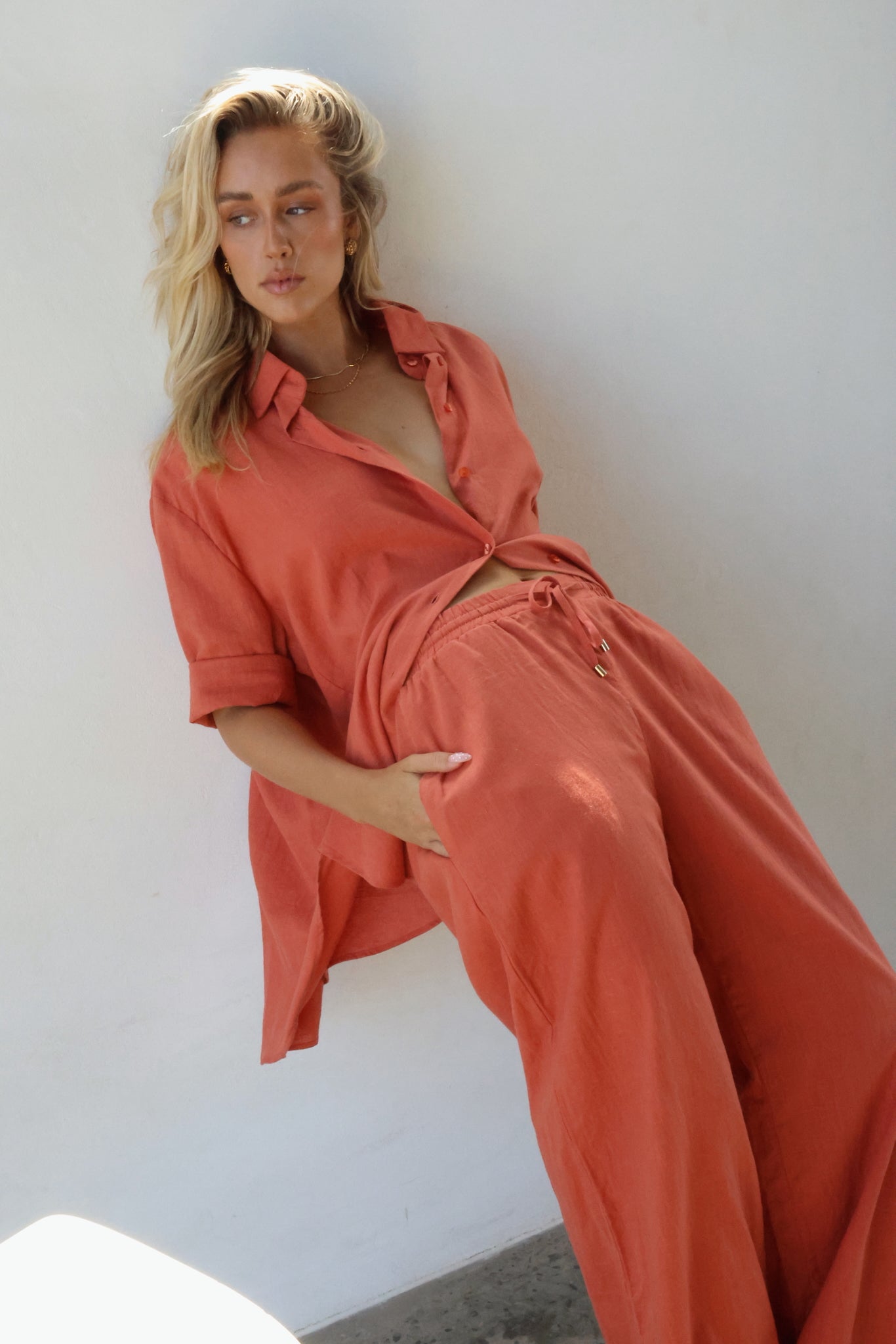 THE LINE | JONES LINEN PANTS AMBER | BABY LEMONADE STORE