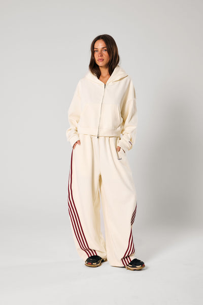 SŚAINT BARREL TRACK PANTS BUTTER | BABY LEMONADE STORE