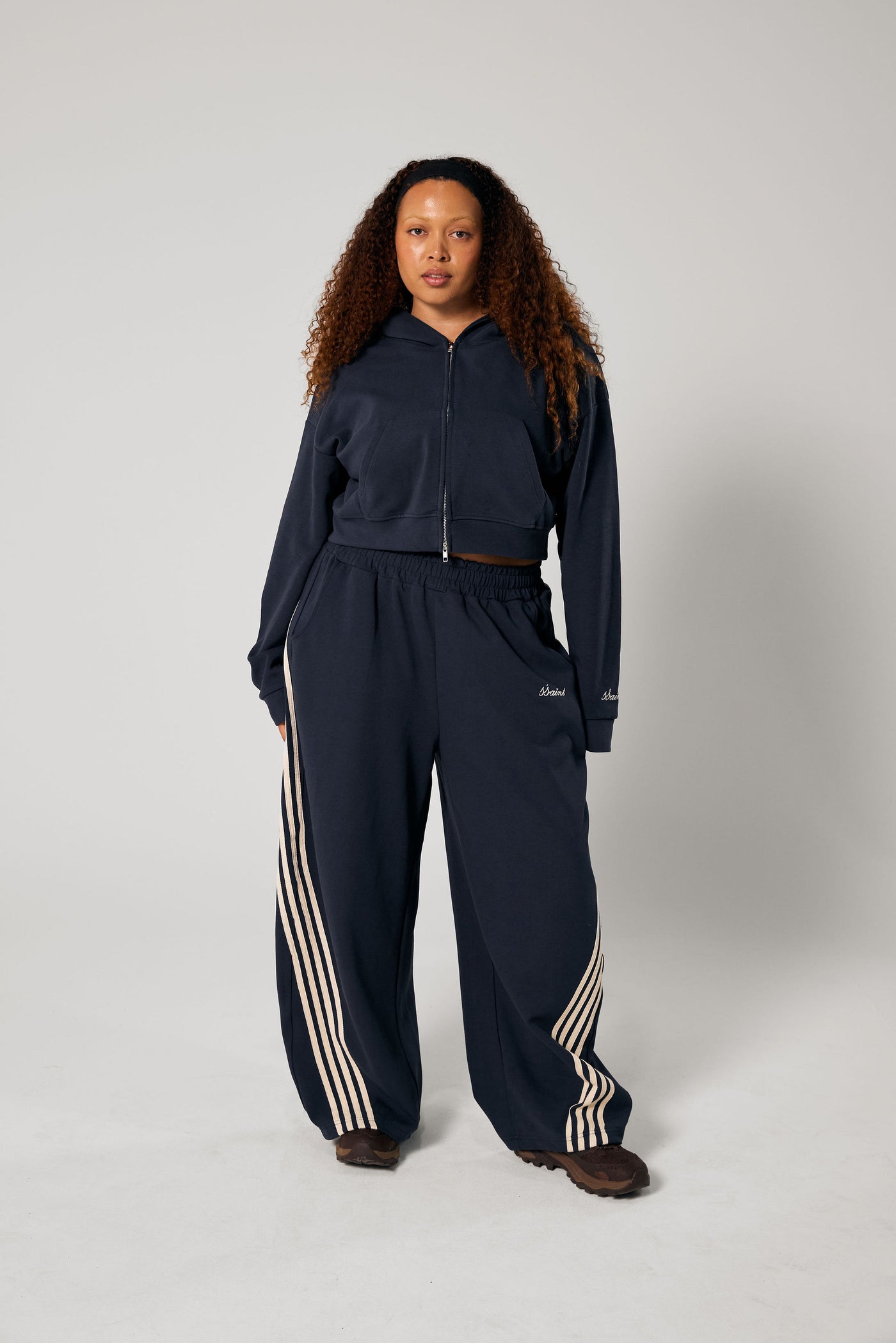 SŚAINT CROP HOODIE NAVY | BABY LEMONADE STORE