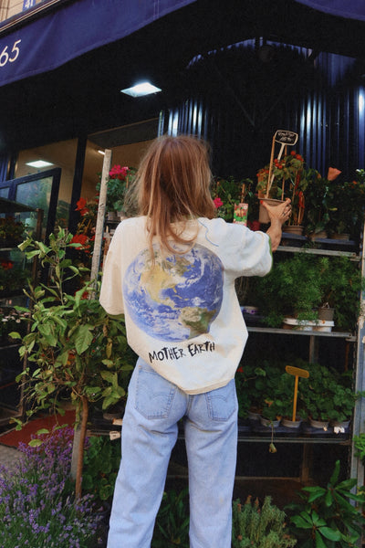 HAPPY LITTLE MOTHER MOTHER EARTH TEE