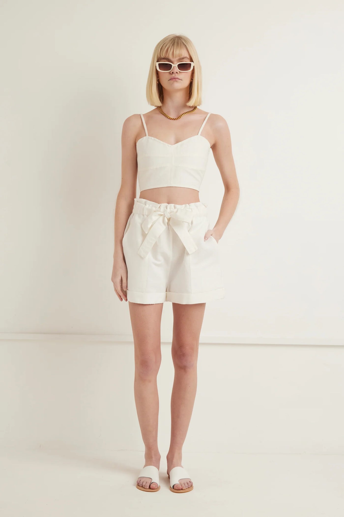 ZERAFIMA ISLAND PAPER BAG LINEN WHITE SHORTS