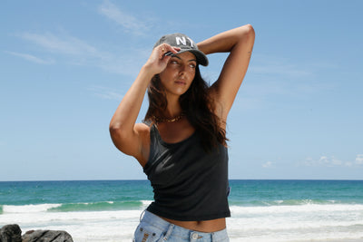 THE LAUNDRY ROOM NY TRUCKER HAT BLACK SNOW | BABY LEMONADE STORE