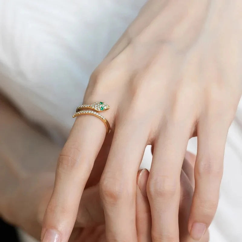 ZAYA COLLECTIVE SENTA SNAKE RING GOLD
