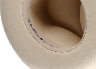 THE BROMLEY CREAM HAT